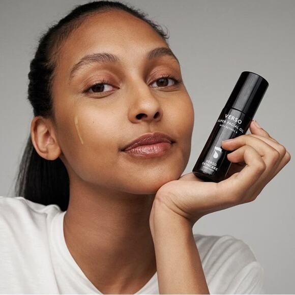 Verso Super Facial Oil with Retinol 8 - 1 fl oz/30ml - NIB - Picture 6 of 6